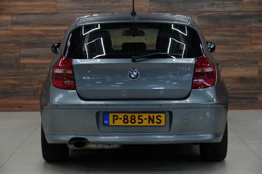 BMW 1 Serie 116i effdyn.edition | cruise | pdc | airco |
