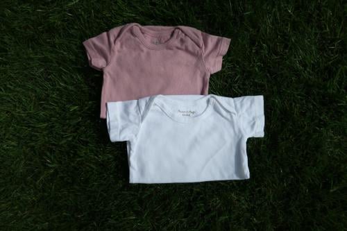 Babyrompertjes maatje 62 voor €1,00 per stuk en op te halen in Westkapelle.