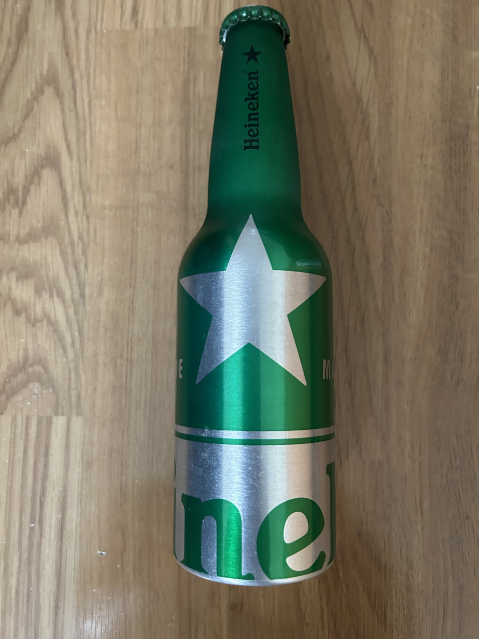 Aluminium flesje Heineken (met inhoud 33 cl)