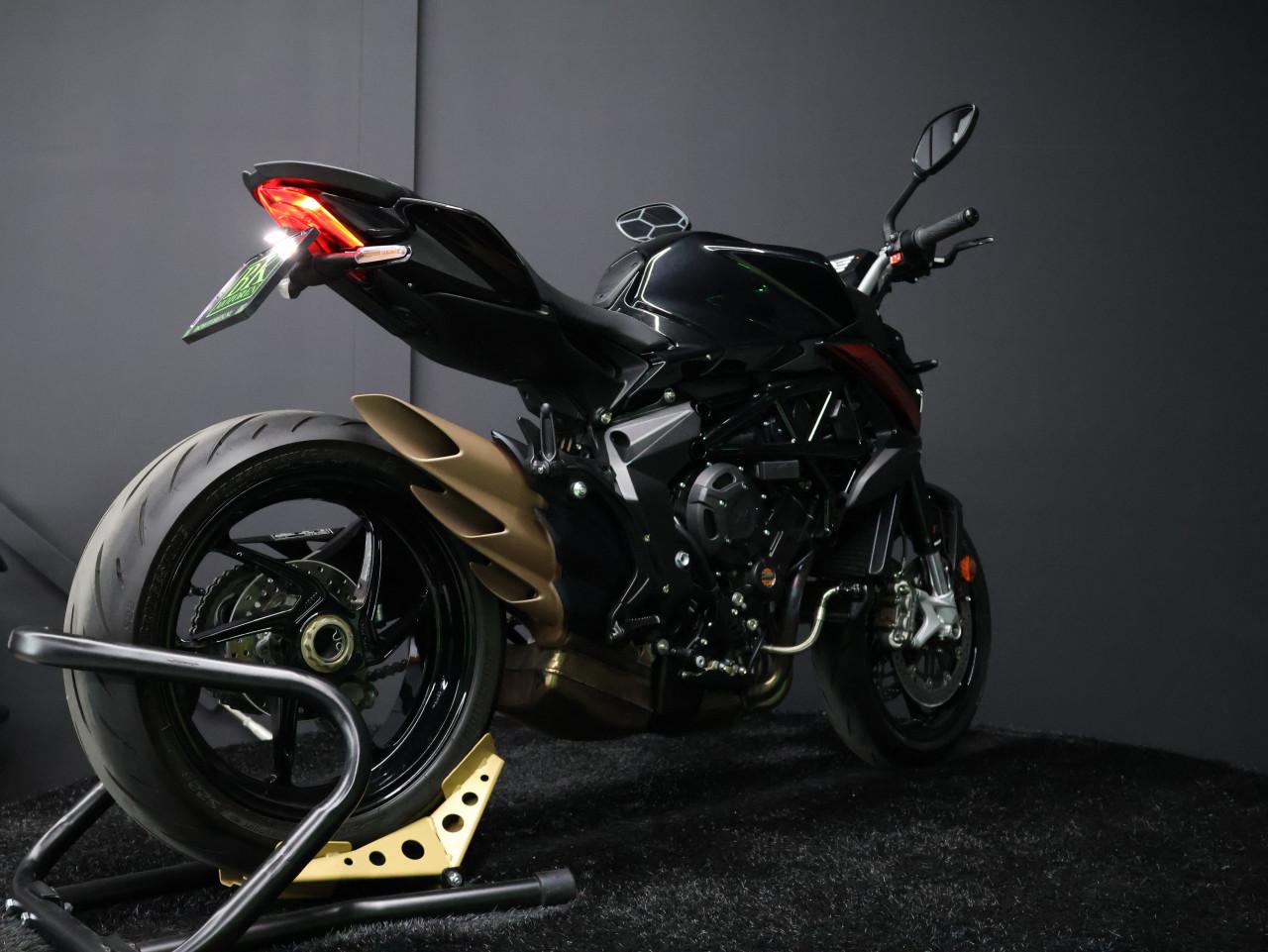 BRUTALE 800 R | BTW Motor