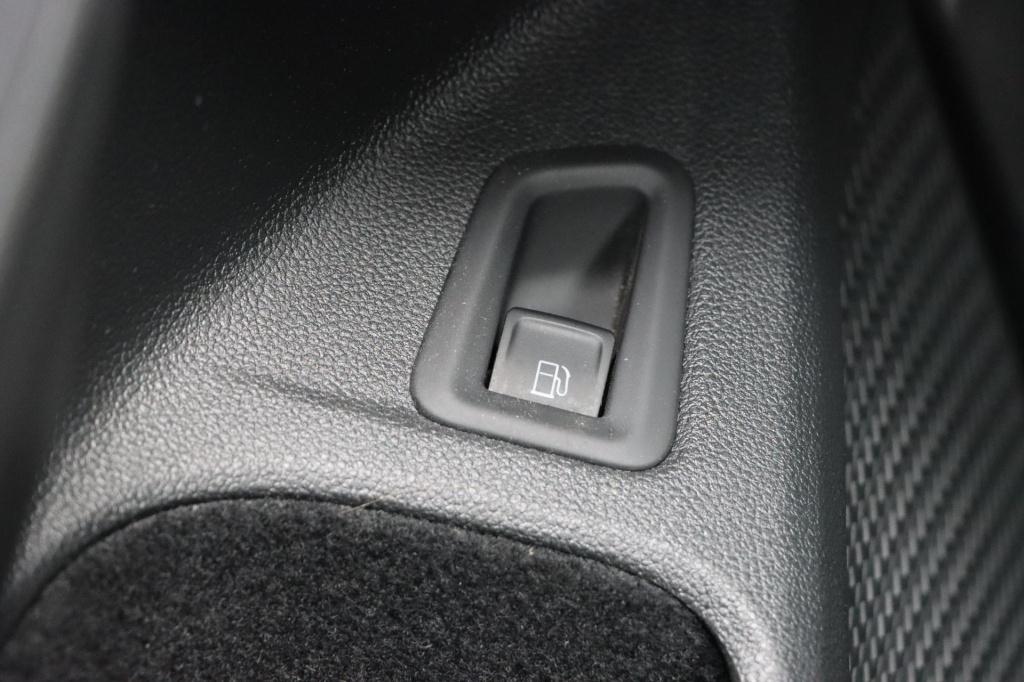 Volkswagen Golf 1.4 ehybrid style 204pk dsg6 | soh 89,8% |