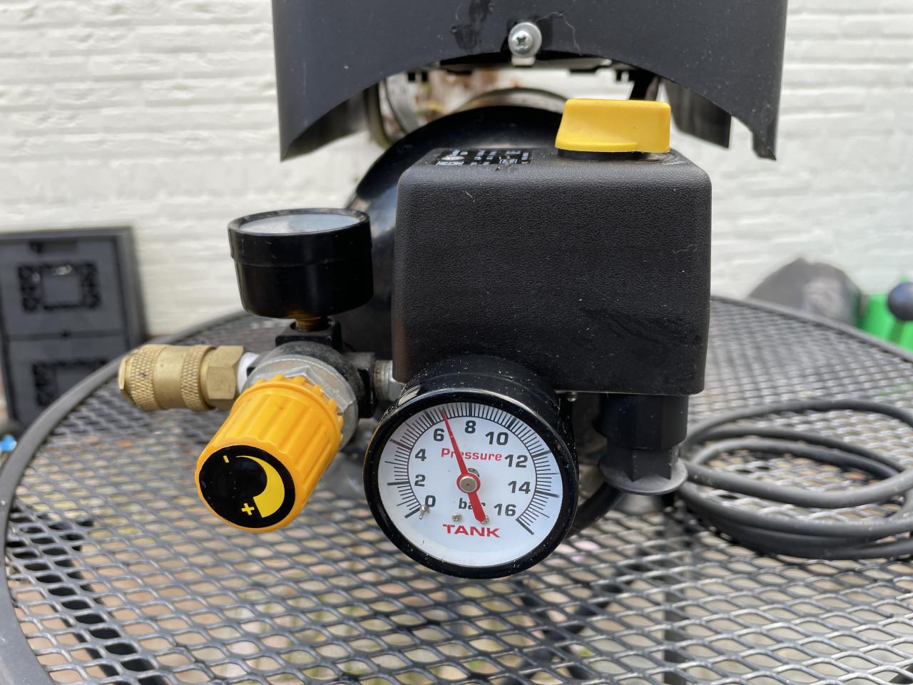 NUAIR Compressor Silent 8 bar