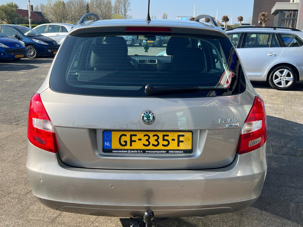 Skoda Fabia combi 1.4-16v ambition business line, airco, trekhaak enz...