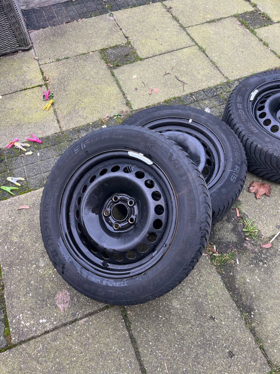 15 inch stalen velgen met winterbanden