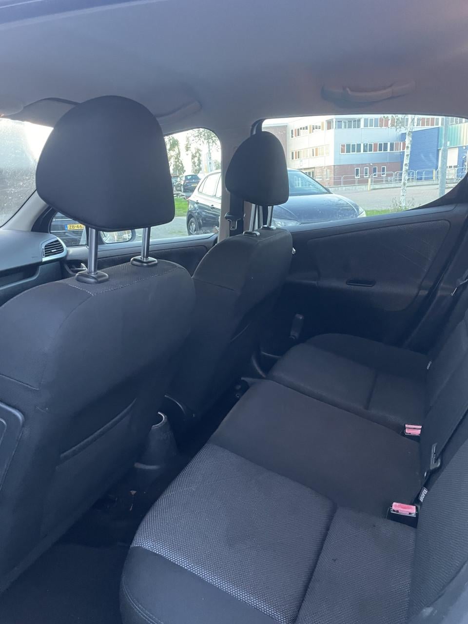 Peugeot 207 1.6 VTI 16V 5DR 2009 Grijs | 141.034 KM NAP | NIEUWE APK!