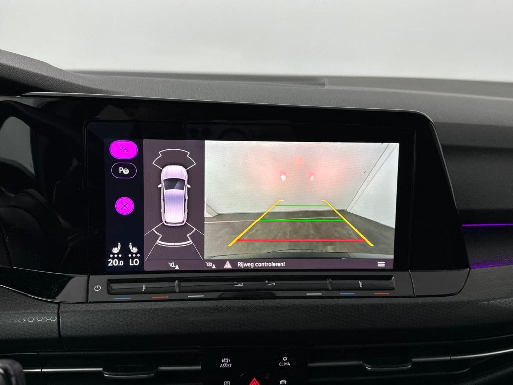 Volkswagen Golf 2.0 tsi gti | camera | harman kardon | head-up-display
