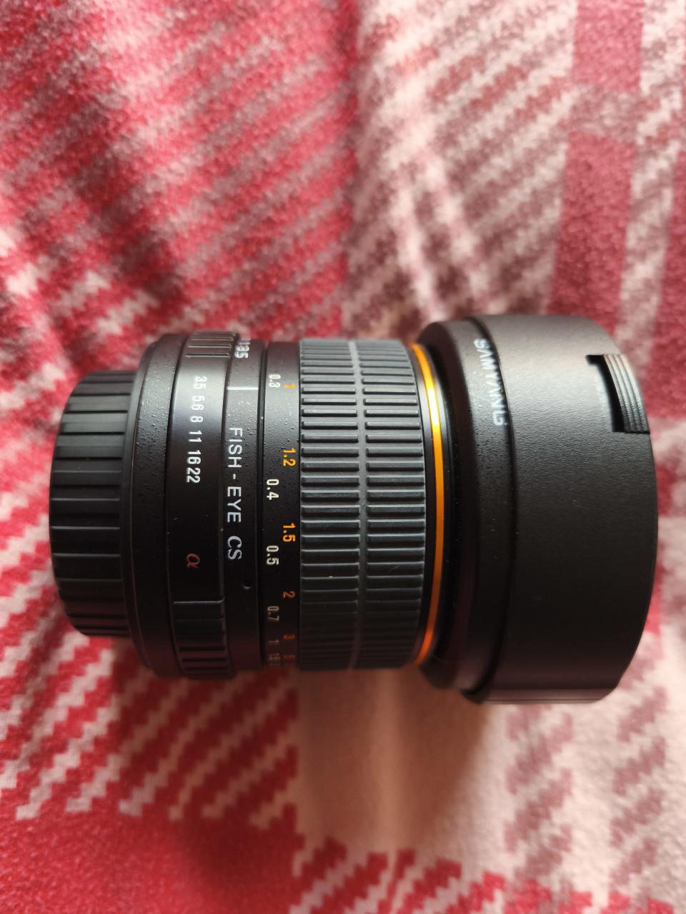 Te koop aangeboden Sony A77 Spiegelreflex Camera.