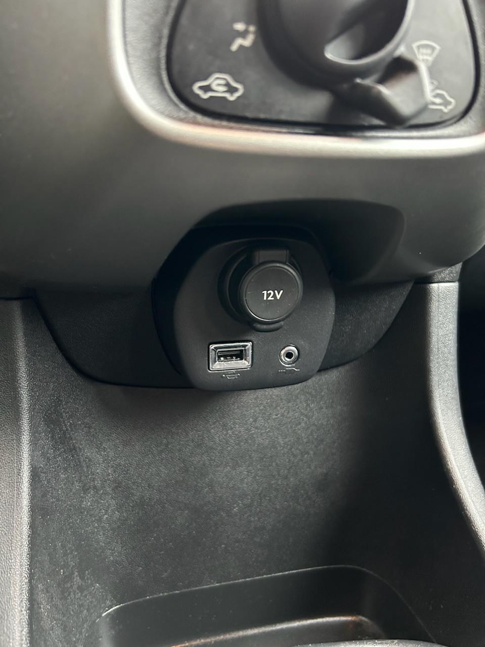 Citroën C1 1.0 - incl. set winterbanden - Michelin