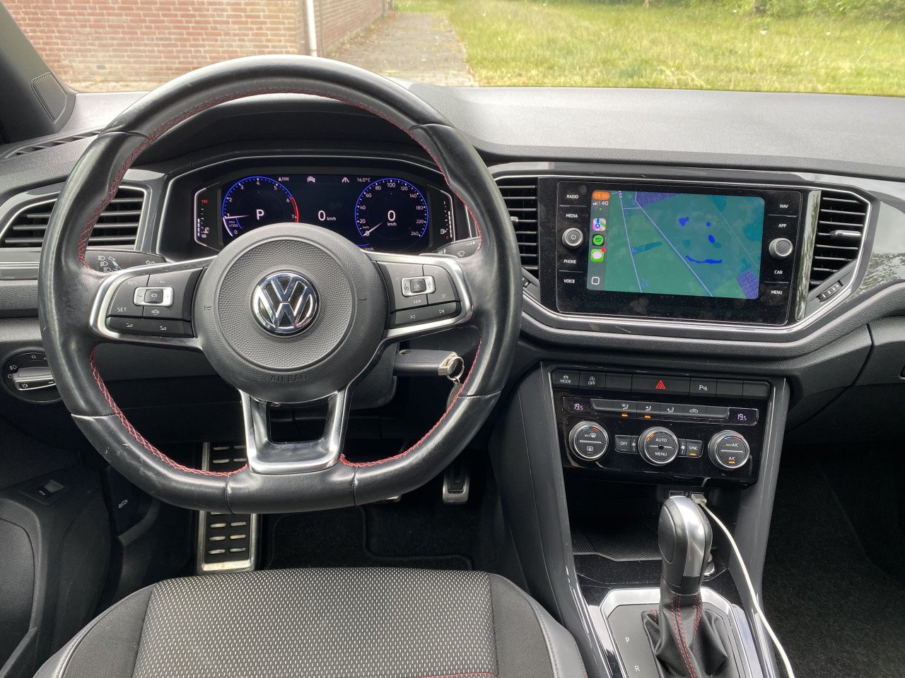 Volkswagen T-Roc 1.5 TSI Sport R-Line Business