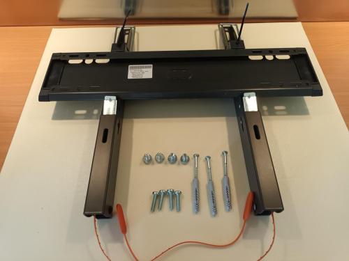 Platte Vogels TV beugel voor tv's van 22 tot en met 43 inch