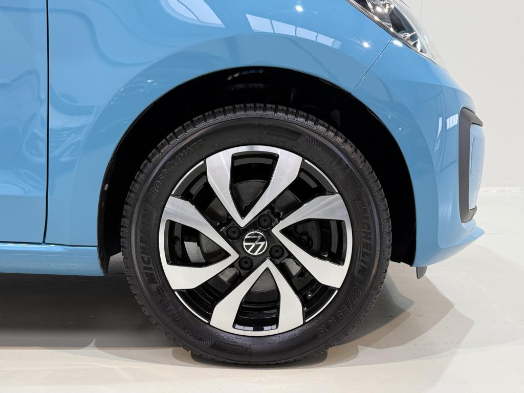 Volkswagen UP! 1.0 active 65pk | cruise | camera