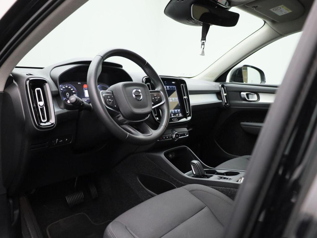 Volvo XC40 1.5 t4 recharge inscription expression | automaat | apple carpla