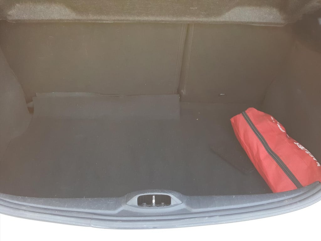Peugeot 208 1.2 puretech 82pk signature navigatie | apple carplay & android