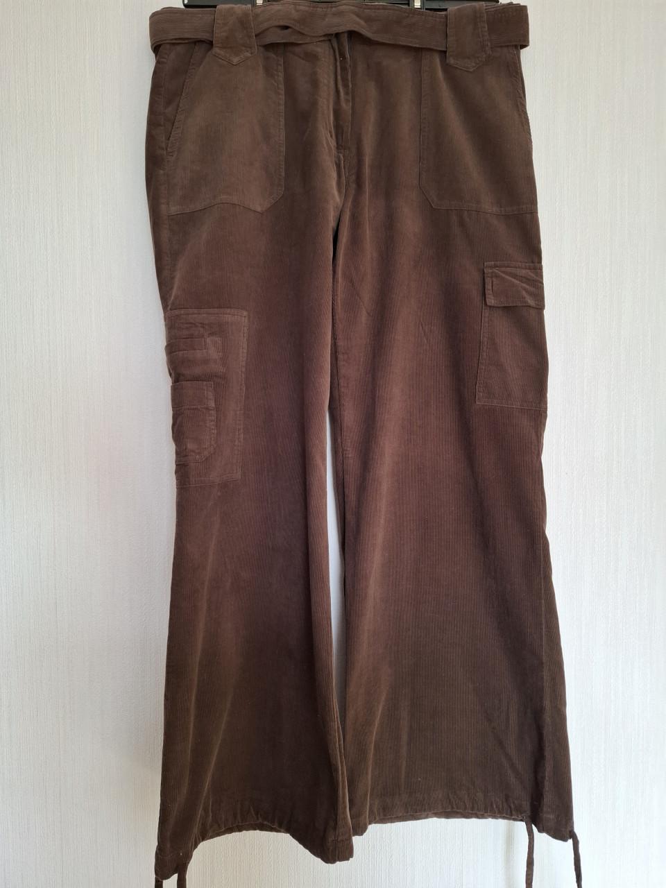 Casual collection broek ribfluweel. Bruin. Maat 44. Nieuw.