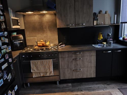 6 pits gasfornuis met oven