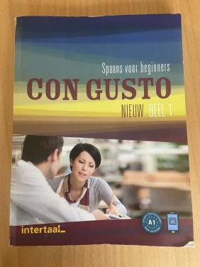 Spaans tekstboek Con Gusto deel 1