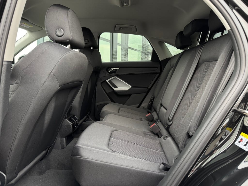 Audi Q3 sportback 35 tfsi advanced edition s * stoelverwarming * keyless * 