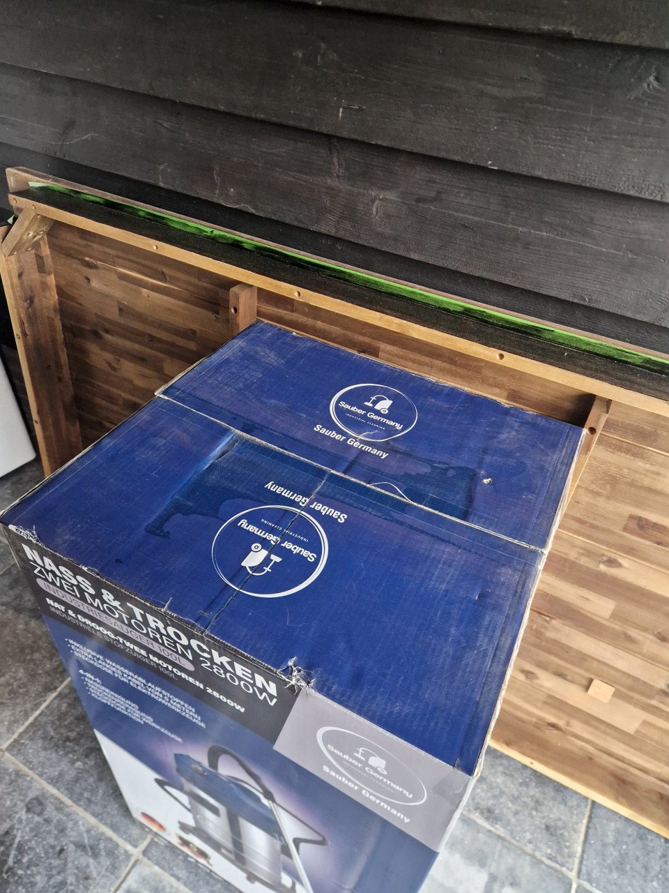 Sauber Industriële stofzuiger 100 Liter nat & droog 2 motoren 2800W.