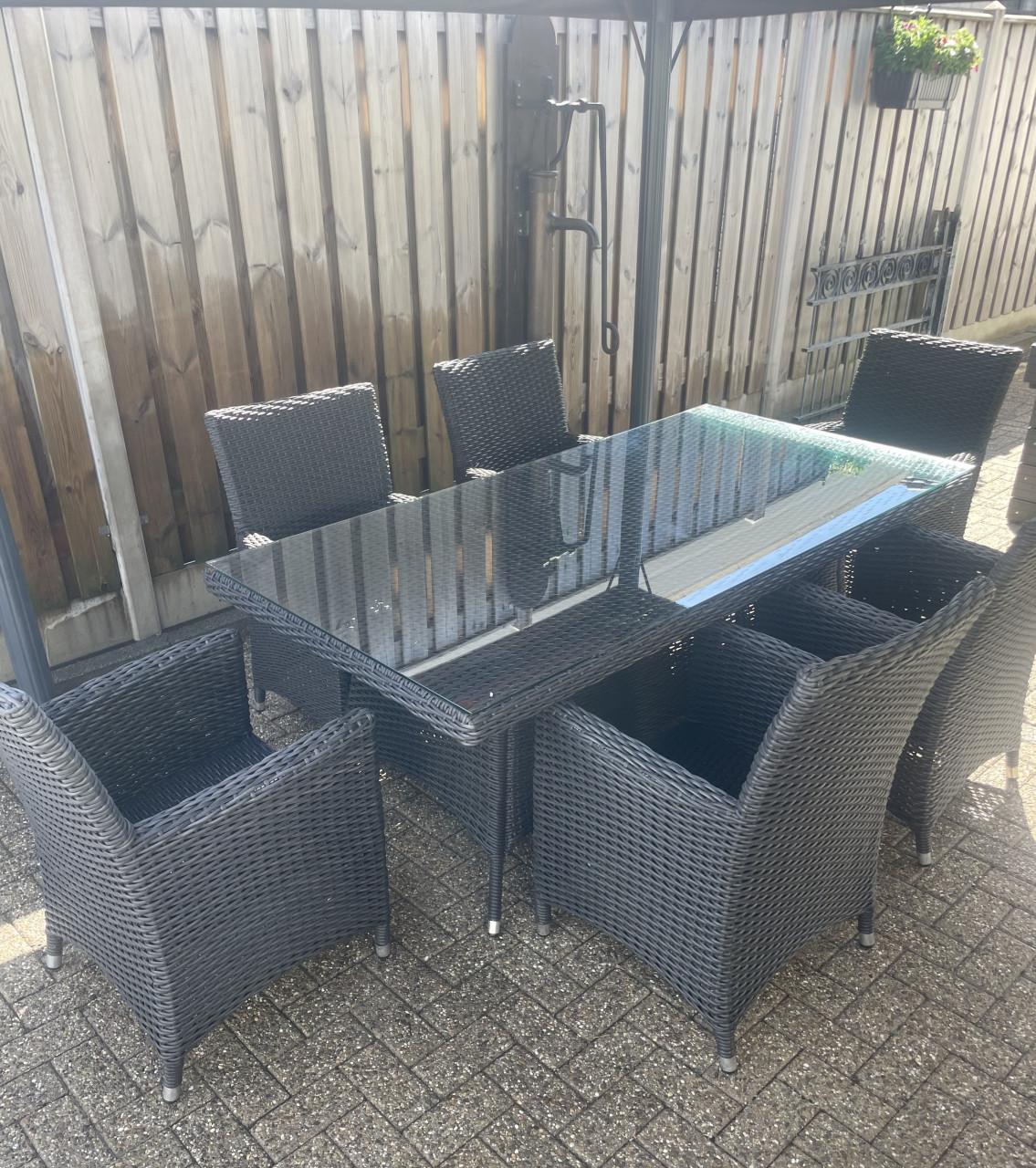 Tuinset met 6 stoelen