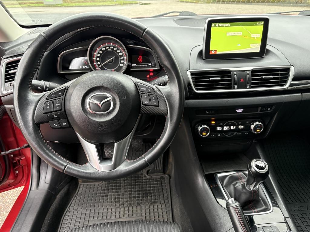 Mazda 3 2.0 ts+ trekhaak 18" velgen
