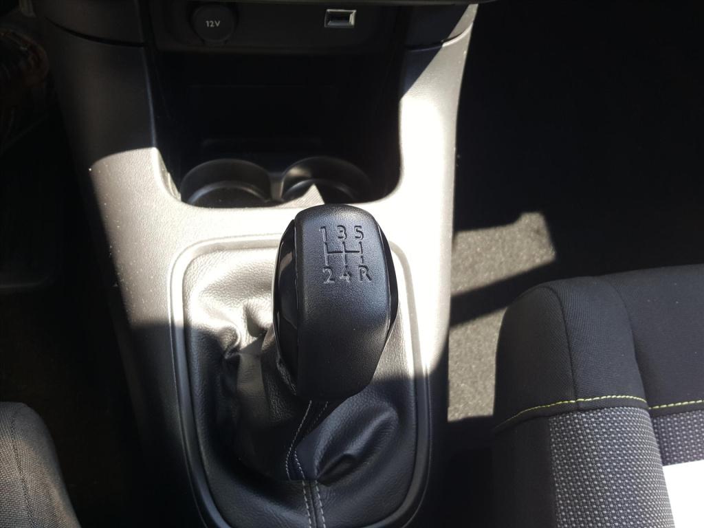 Citroen C3 feel 1.2 pt-82pk s&s apple carplay & android auto | navigatie to