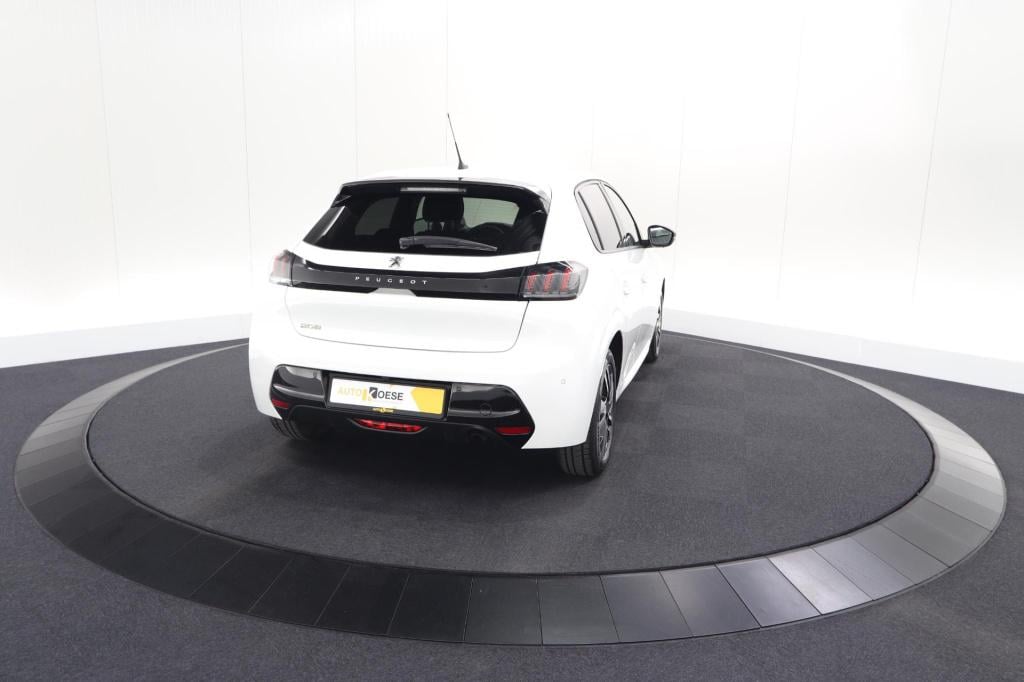 Peugeot 208 puretech 75 allure | camera | apple carplay | parkeersensoren |
