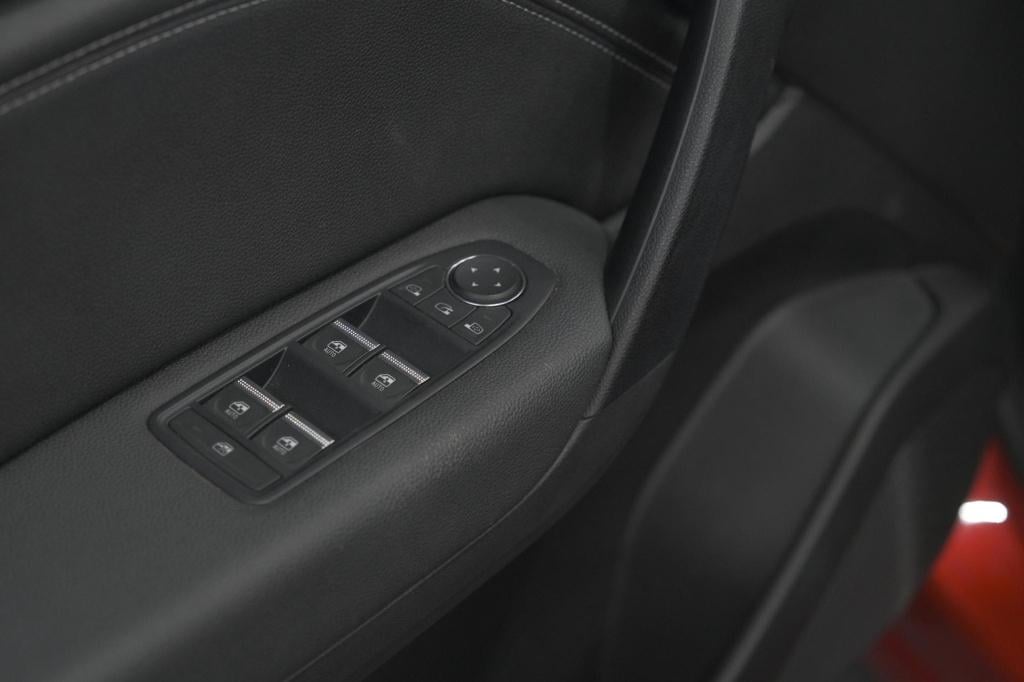 Renault Captur tce 90 techno | 360 camera | 9.3 inch grootscherm | apple ca