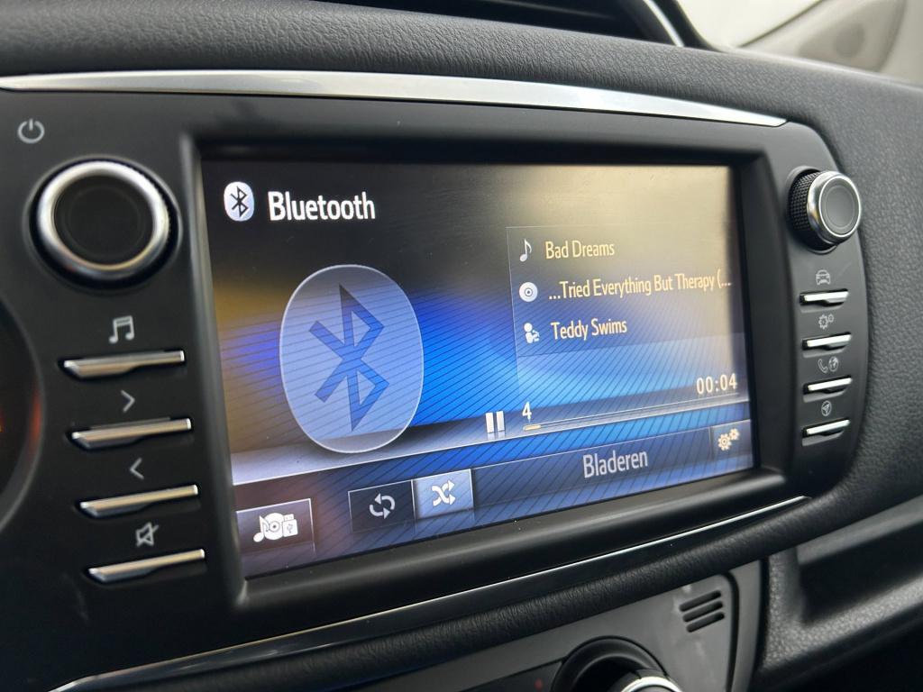 Toyota Yaris occasion 1.5 hybrid dynamic | wit | tweedehands toyota yaris |