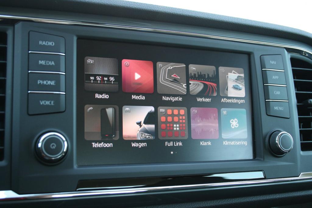 Seat Ateca 1.0 ecotsi style / navi / cruise / pdc