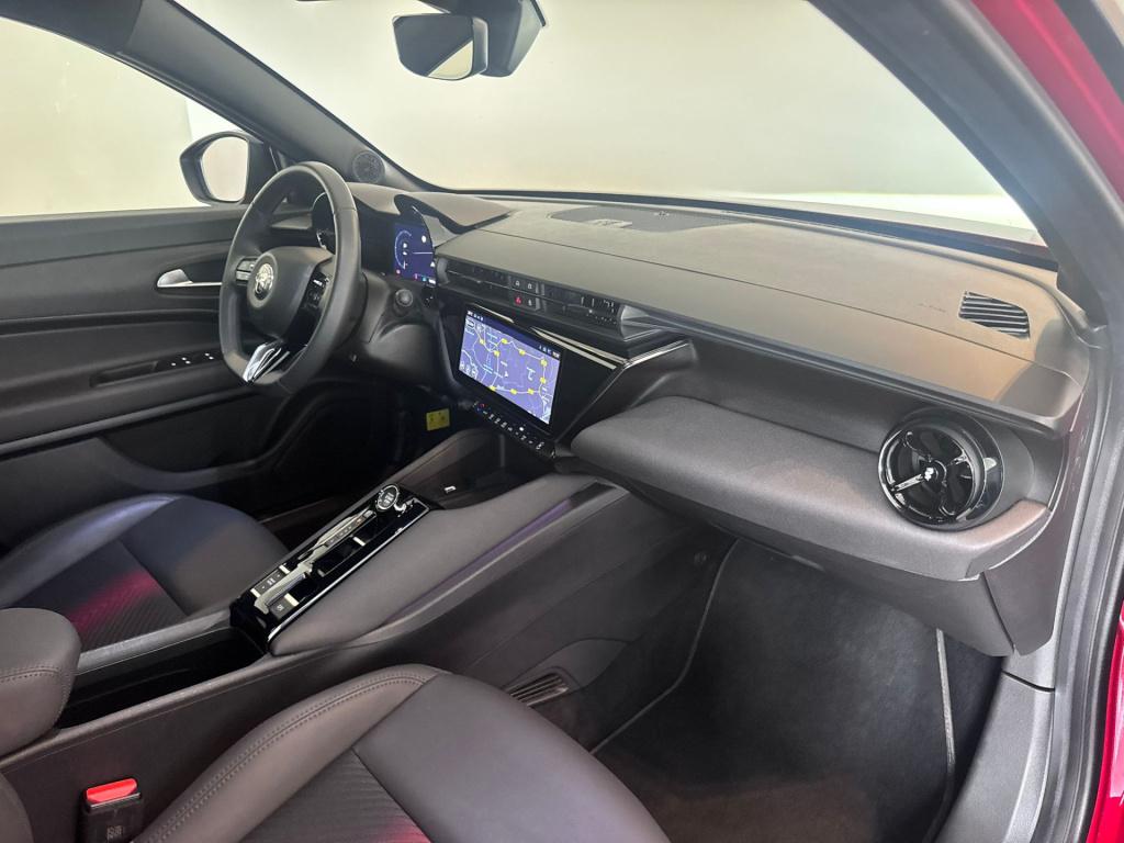 Alfa Romeo Junior elettrica 54 kwh