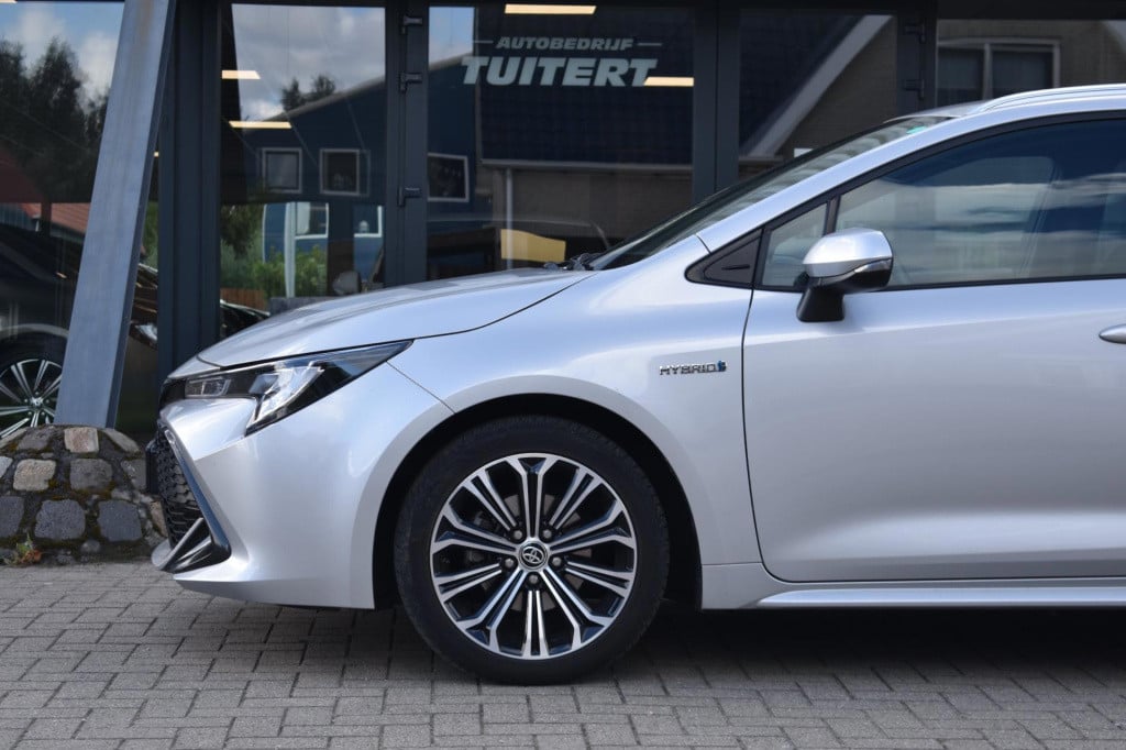 Toyota Corolla Touring Sports 1.8 hybrid sport plus | camera | afn. trekhaa