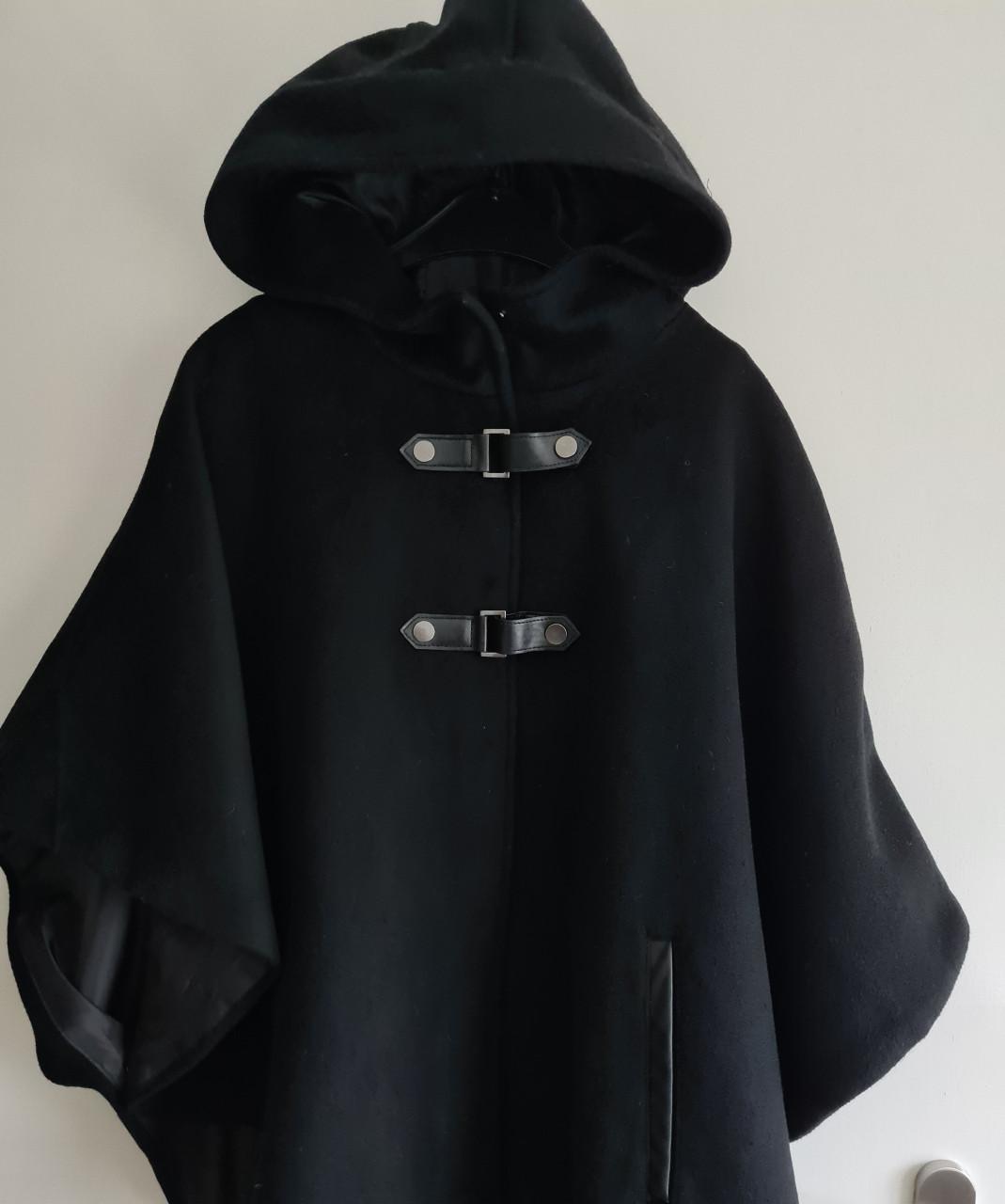 Zwarte cape / overjas van Yessica Outerwear Collection Maat L