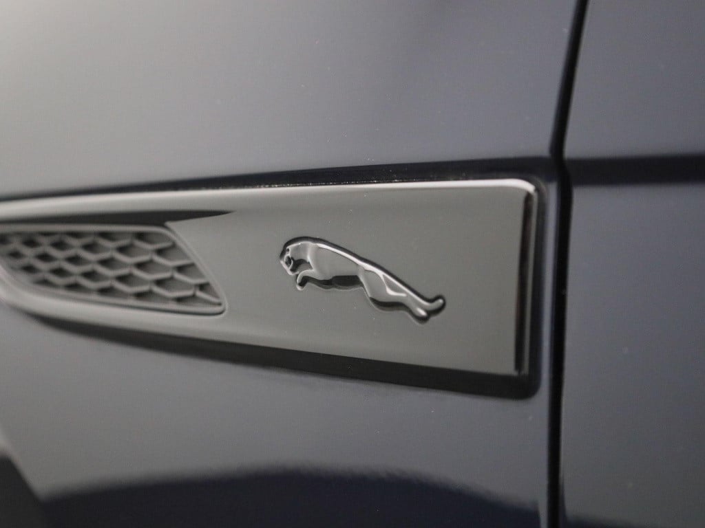 Jaguar F-pace 2.0 p400e phev r-dynamic s | automaat | navigatie | apple car