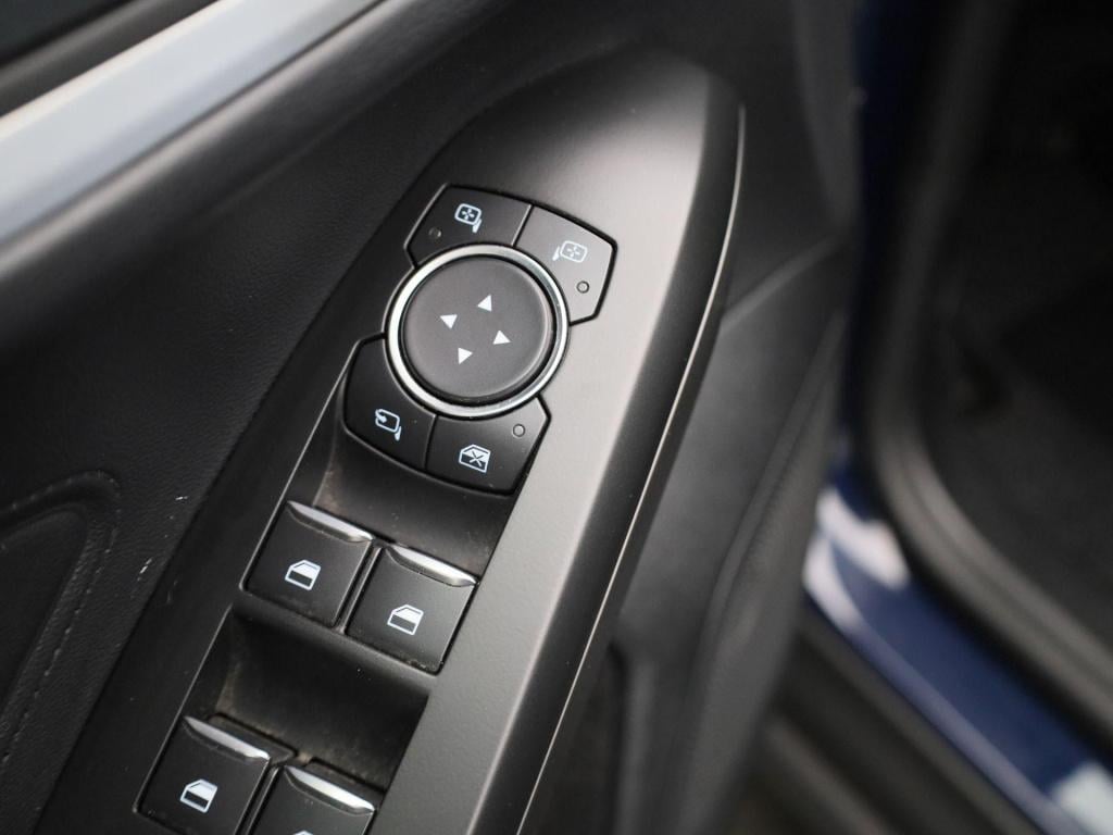 Ford Focus wagon 1.0 ecoboost trend edition business | climate control | cr