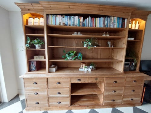 Antieke apothekerskast
