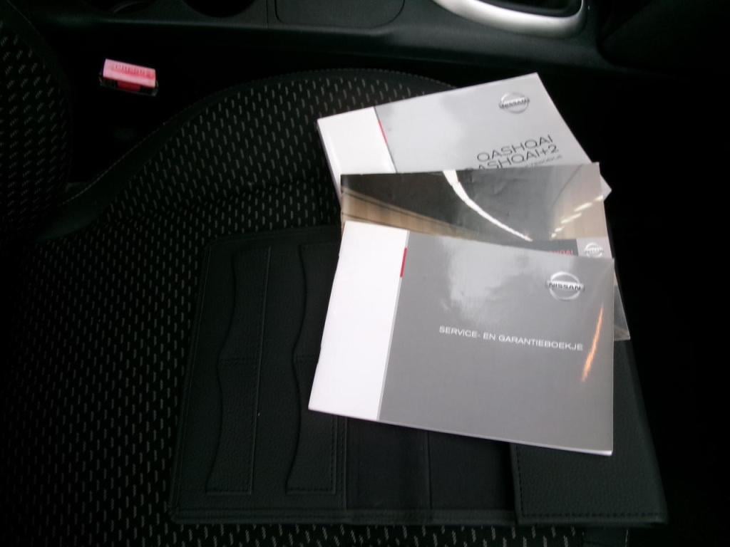 Nissan Qashqai 1.6 exclusive, dual airco, cr.contr, trekhaak