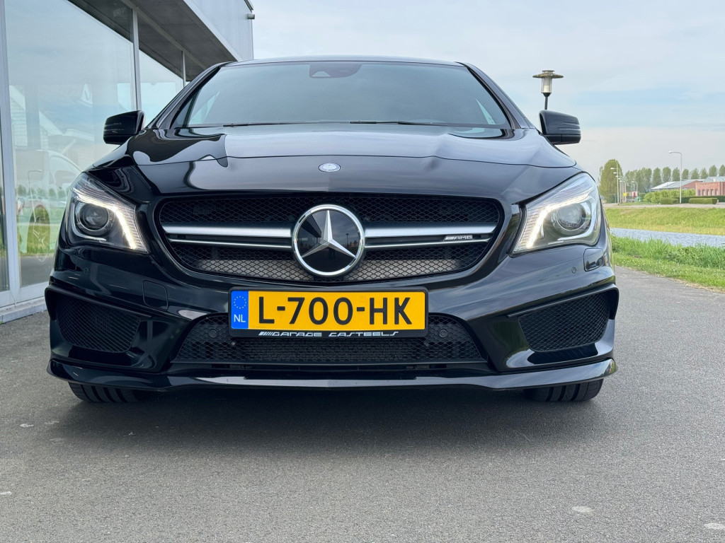 Mercedes-Benz Cla shooting brake amg 45 4matic night / automaat / panoramad