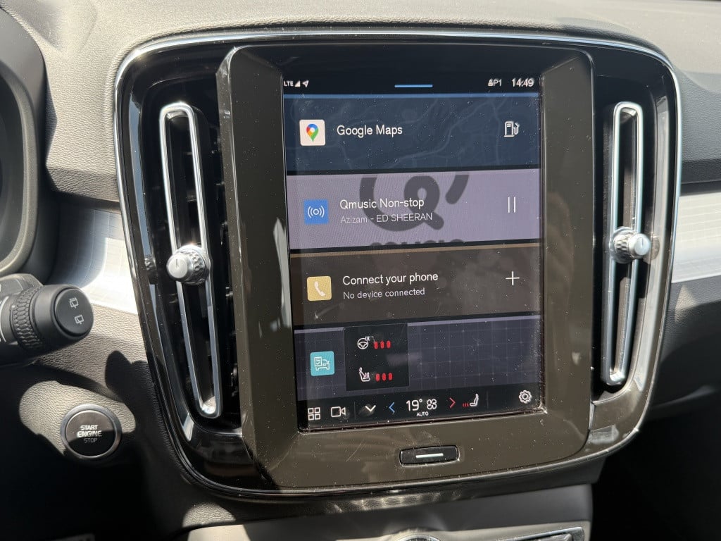 Volvo XC40 2.0 b4 plus dark