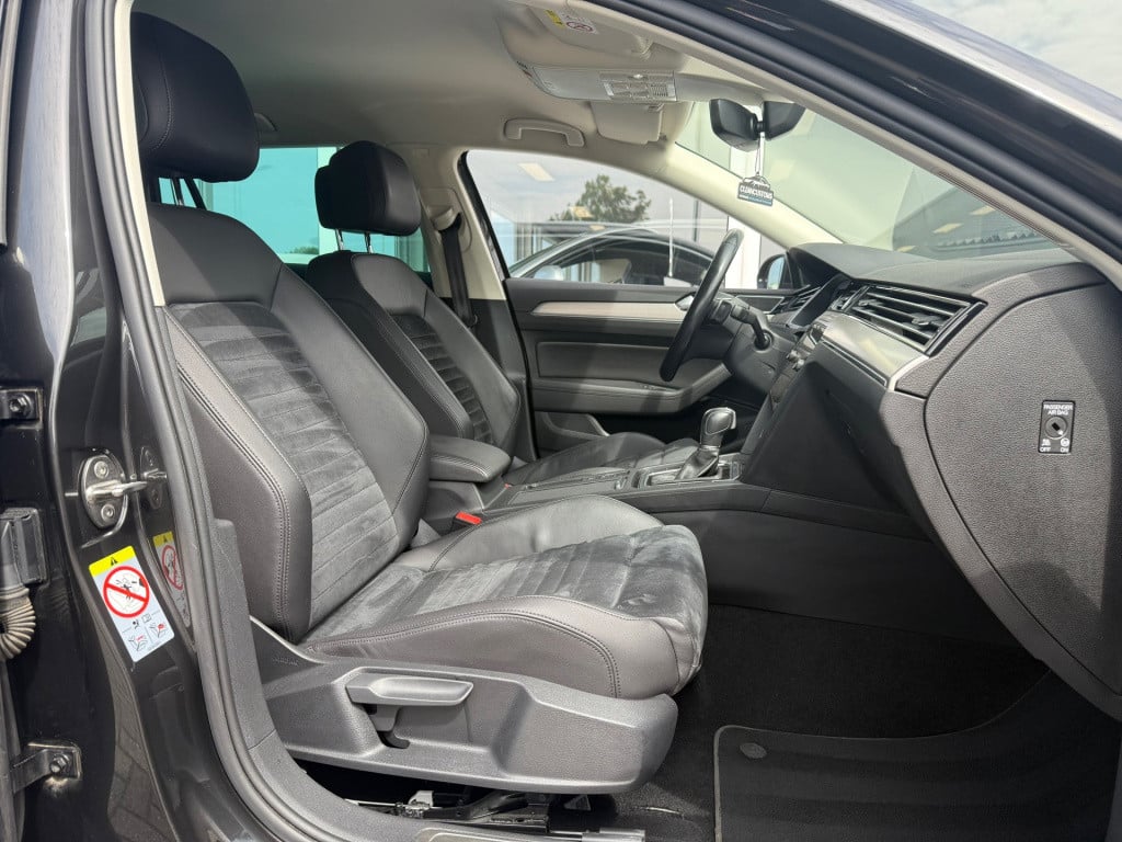 Volkswagen Passat variant 1.5 tsi highline