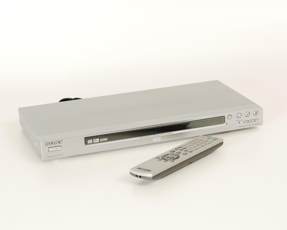 Sony DVD speler, type DVP-NS585P, geheel compleet met afstandsbediening