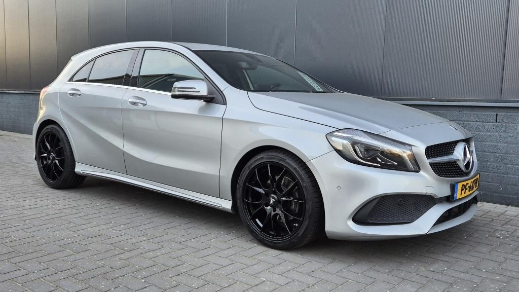 Mercedes-Benz A-Klasse 180 bus. sol. amg*led*navi*stoelvrw*18 inch*leder*zw