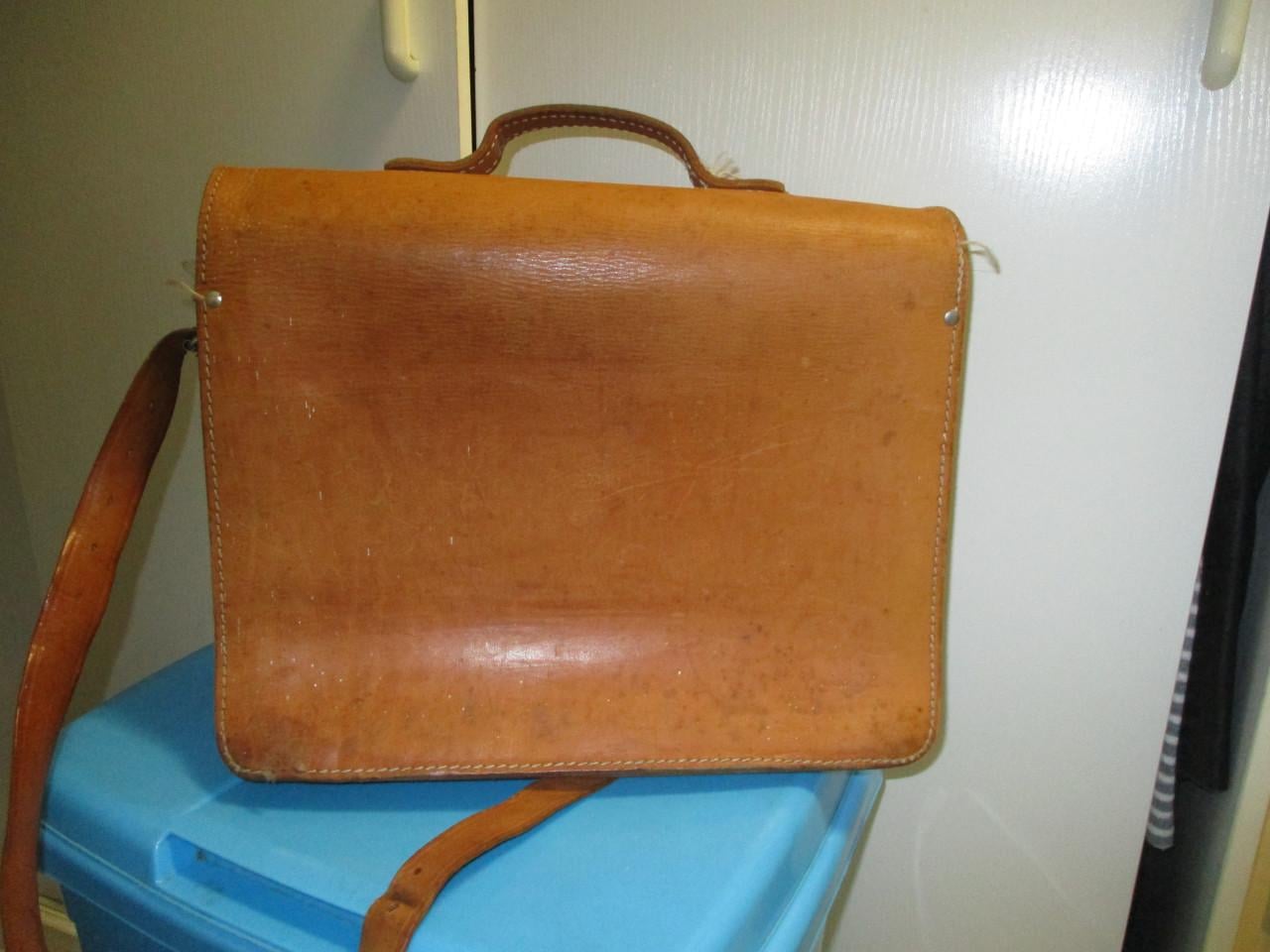 Vintage Lederen schooltas met draagriem