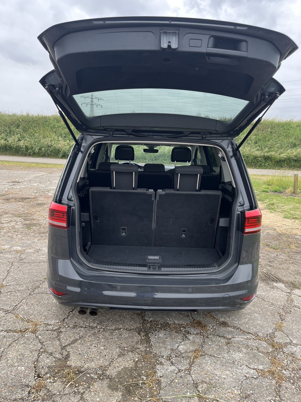 Volkswagen Touran 1.4 TSI 110KW/150PK 7-DSG 2015 Grijs