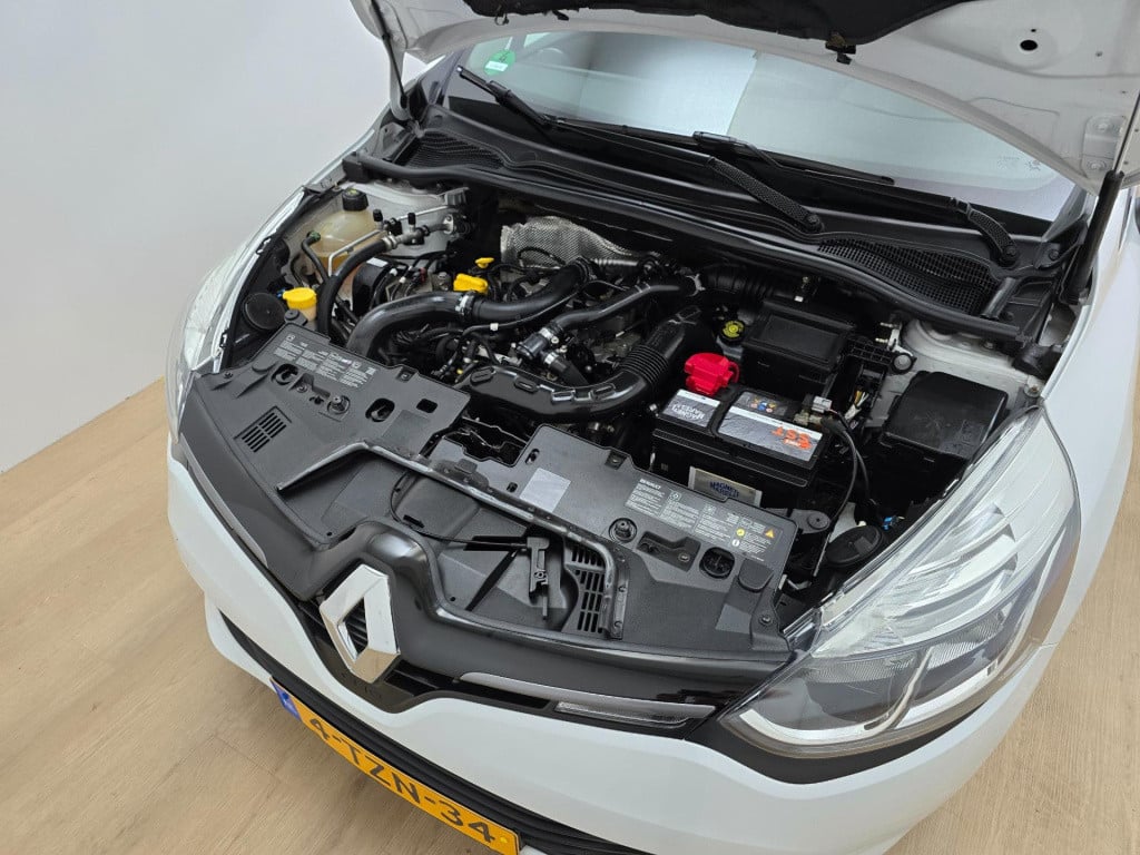 Renault Clio estate occasion kleine stationwagen met trekhaak | tweedehands