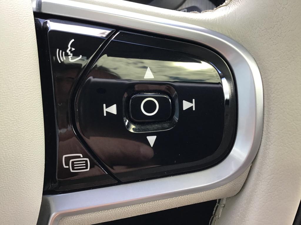 Volvo XC60 2.0 t5 awd inscription luxury luchtvering