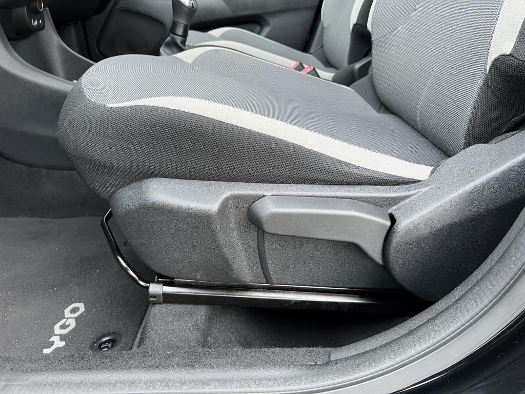 Toyota Aygo 1.0 vvt-i x-joy cabrio | nl auto | dealeronderhouden