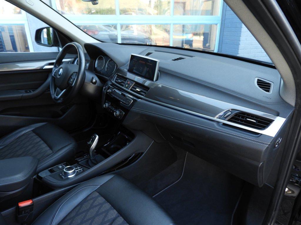 BMW X1 sdrive18i high executive