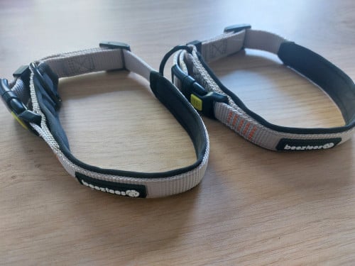2 nieuwe halsbanden