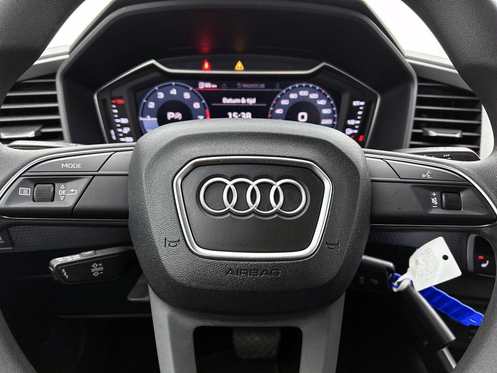 Audi A1 Sportback 35 tfsi pro line s | automaat | parkeer sensoren | climat