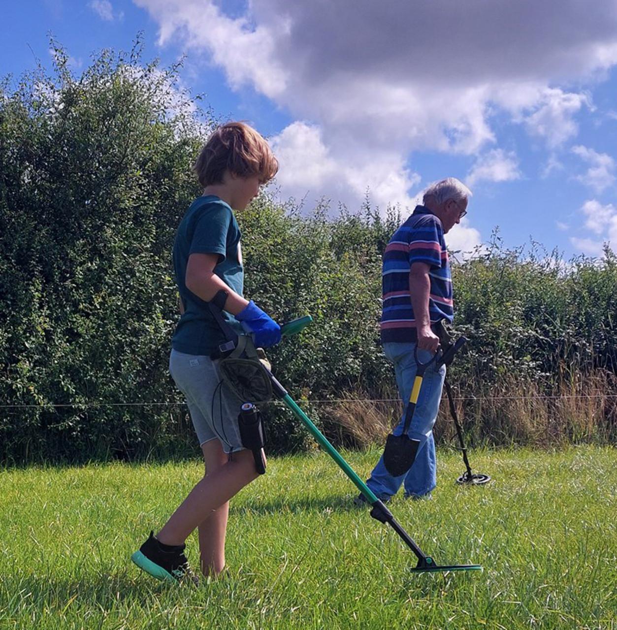 Metaaldetectie workshops op de akkers of weilanden